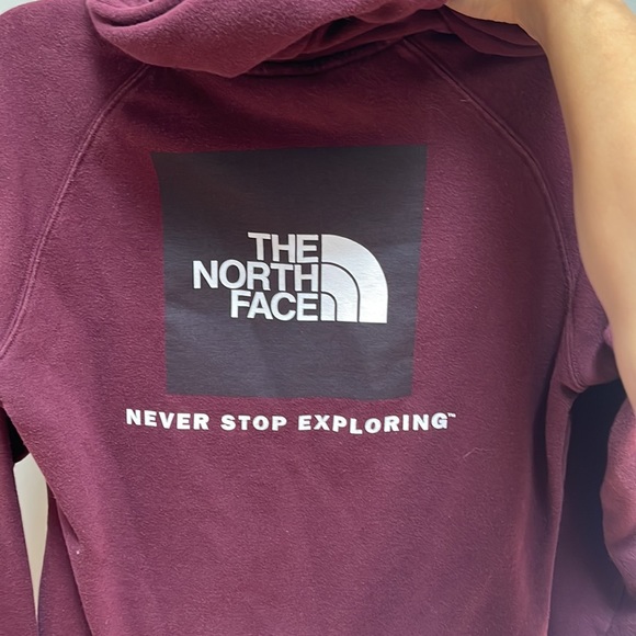 COPY - Maroon north face hoodie - Picture 2 of 4